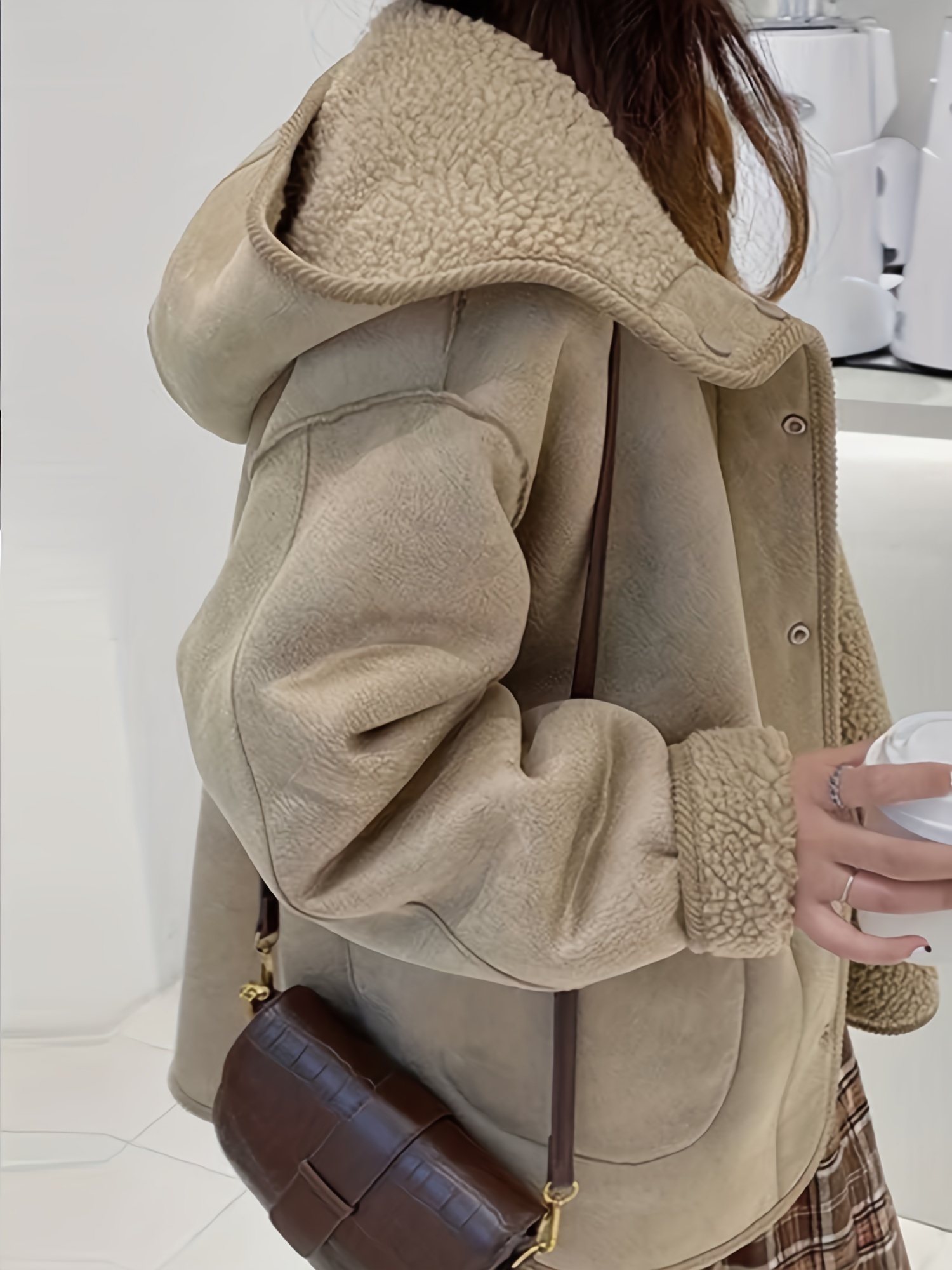 纯色连帽泰迪熊外套，休闲前开扣长袖冬季外衣，女士服装细节图 9