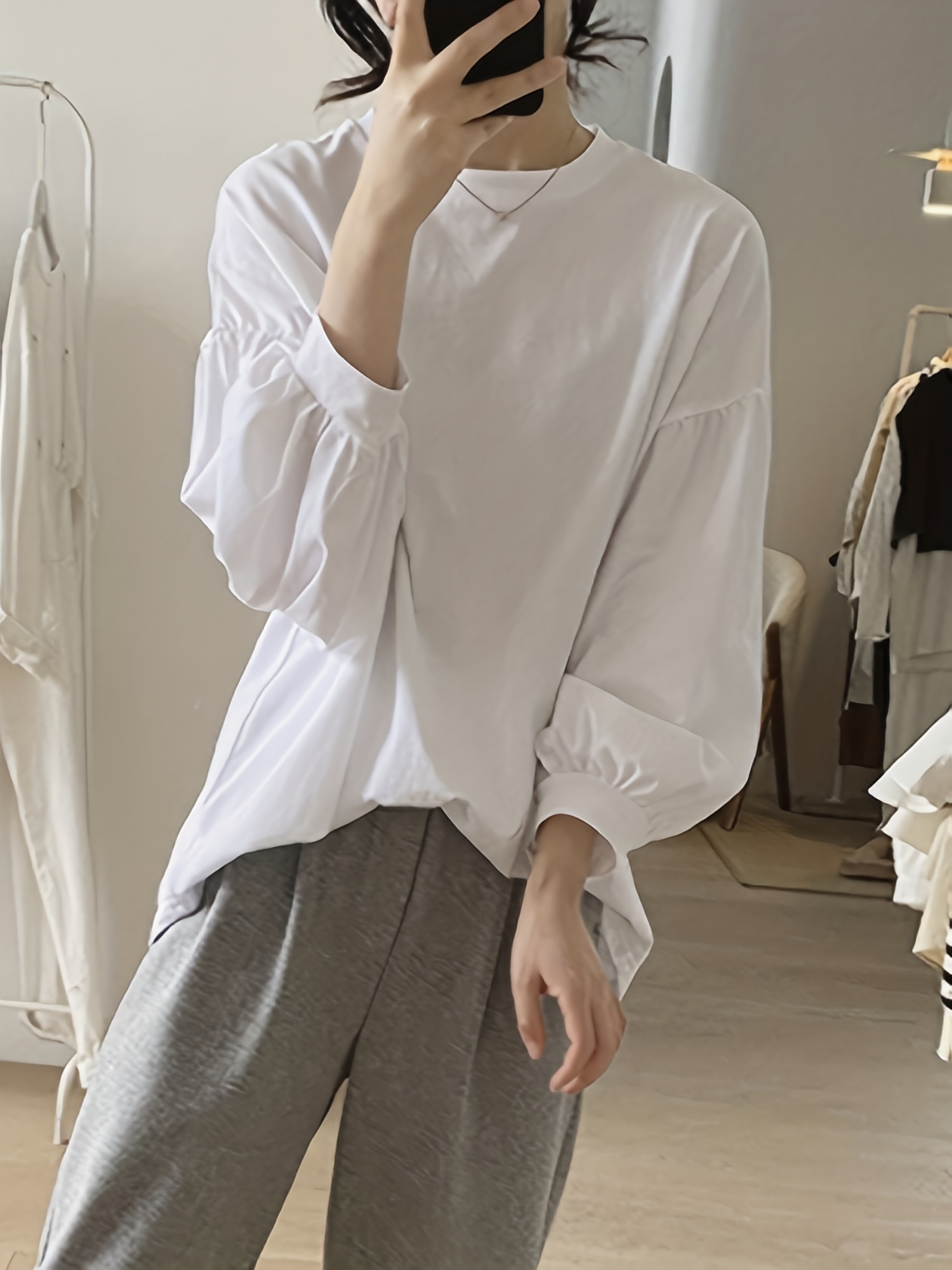 春季秋季女士休闲纯色圆领灯笼袖上衣细节图 3