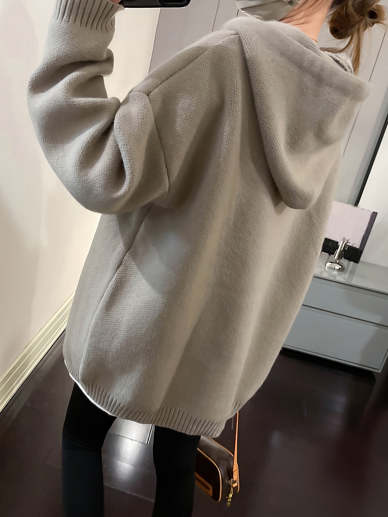 笑脸图案加大码连帽衫，休闲抽绳长袖毛衣，女士服装细节图 1
