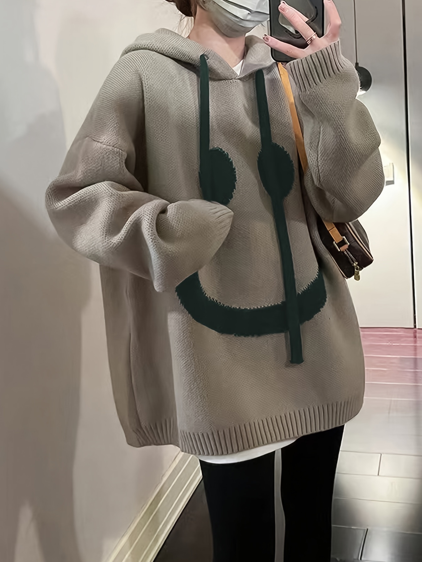 笑脸图案加大码连帽衫，休闲抽绳长袖毛衣，女士服装细节图 3