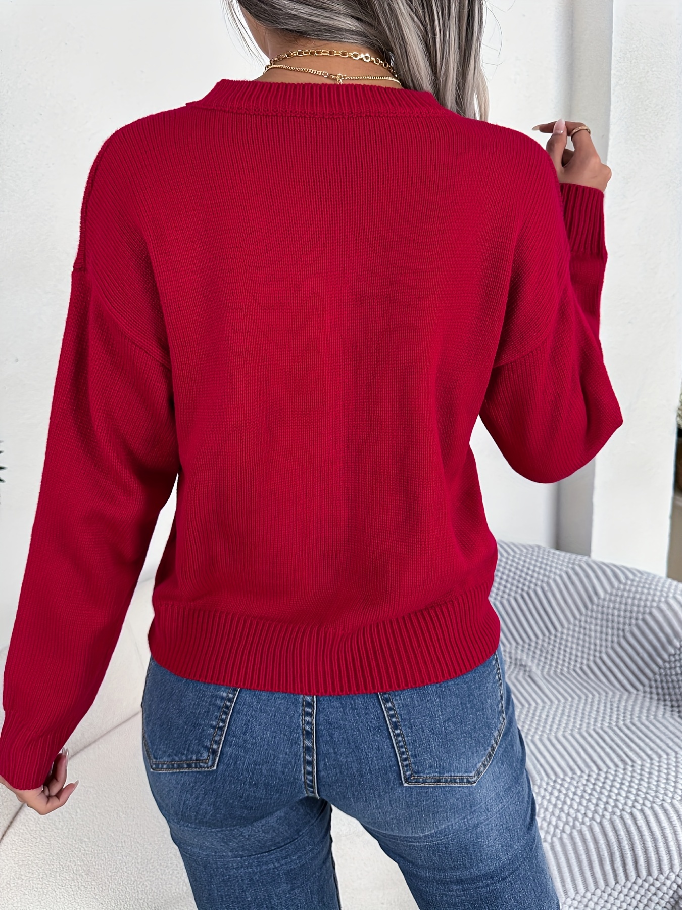 扭心针织套头毛衣，休闲长袖毛衣，适用于秋冬季女士服饰细节图 3